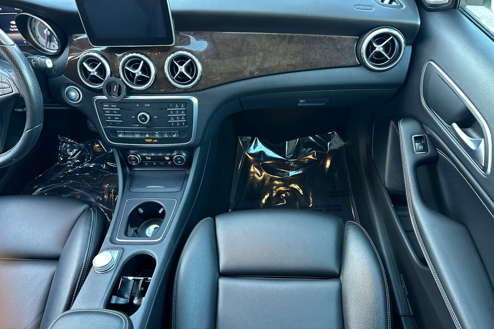 Used 2016 Mercedes-Benz GLA 250 image 31