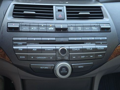 Used 2012 Honda Accord EX-L image 32
