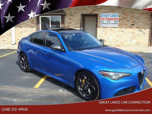 Used 2019 Alfa Romeo Giulia Ti image 2
