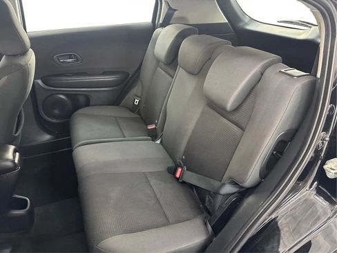 Used 2019 Honda HR-V LX image 14