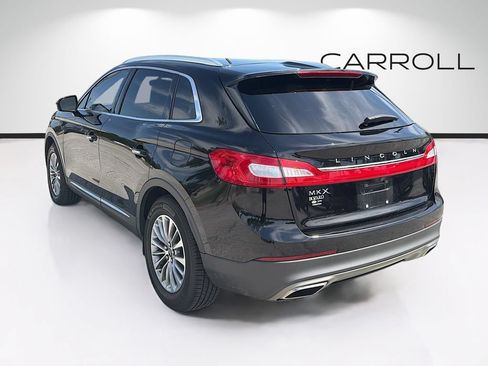 Used 2017 Lincoln MKX Select w/ Select Plus Package FWD image 5