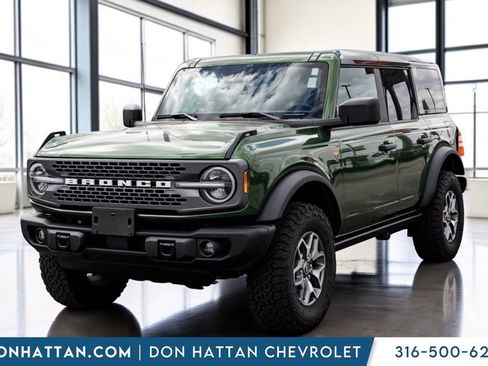 Used 2025 Ford Bronco Badlands AWD/4WD image 21