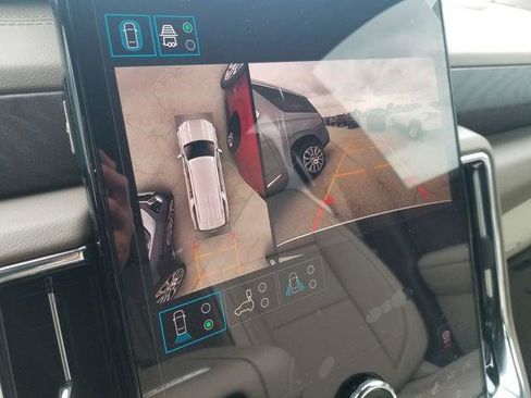 New 2026 GMC Yukon XL Denali w/ Sun & Power Step Package AWD/4WD image 18