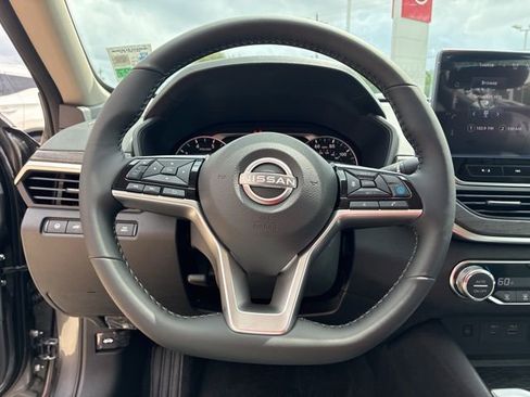New 2026 Nissan Altima 2.5 SV w/ SV Premium Package FWD image 12