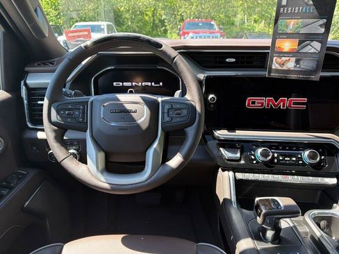 New 2026 GMC Sierra 1500 Denali w/ Technology Package AWD/4WD image 14