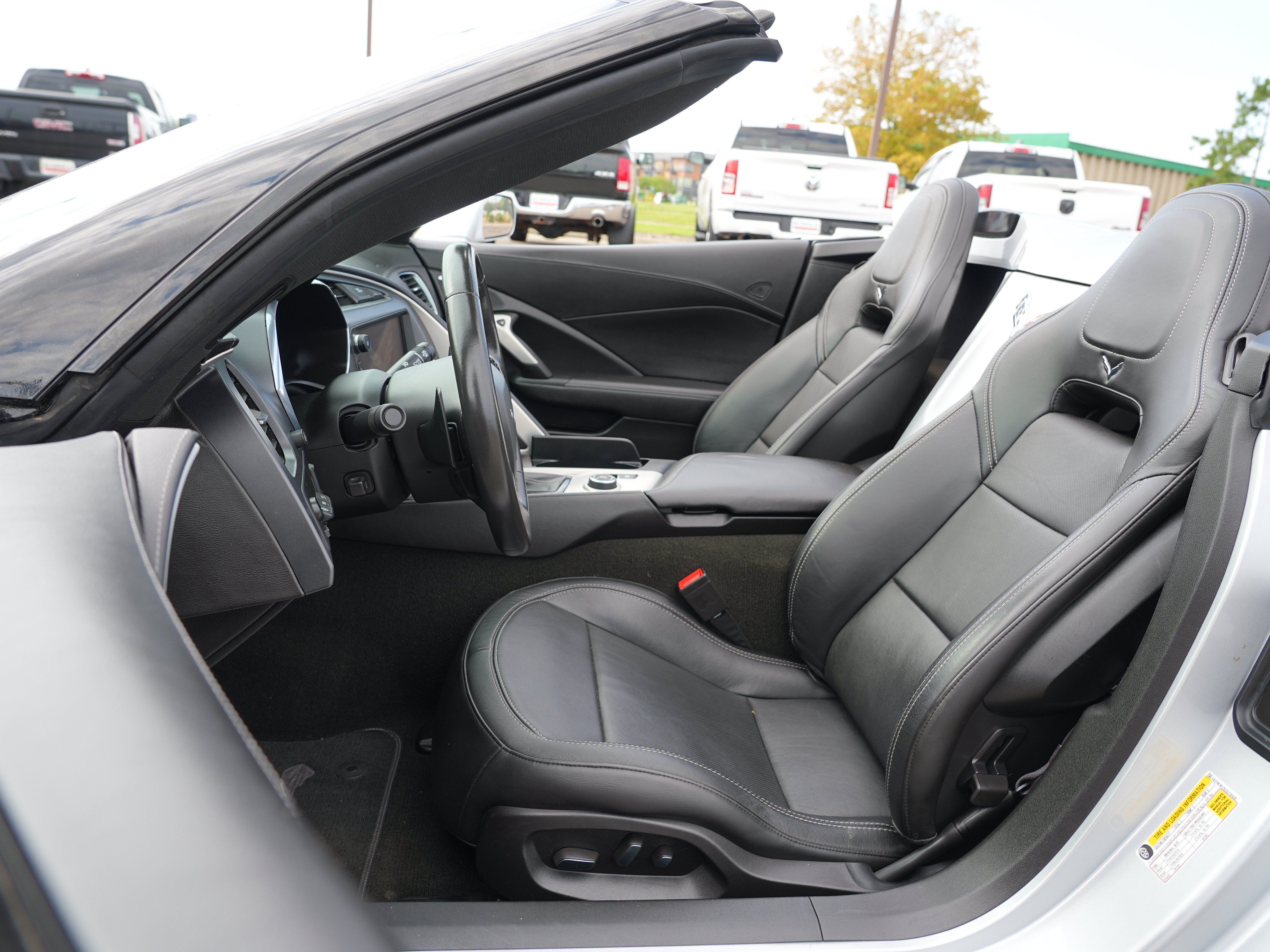 Used 2014 Chevrolet Corvette Stingray Convertible w/ 2LT Preferred Equipment Group RWD image 13