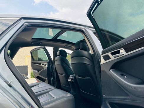 Used 2015 Hyundai Genesis 3.8 w/ Option Group 03 image 22