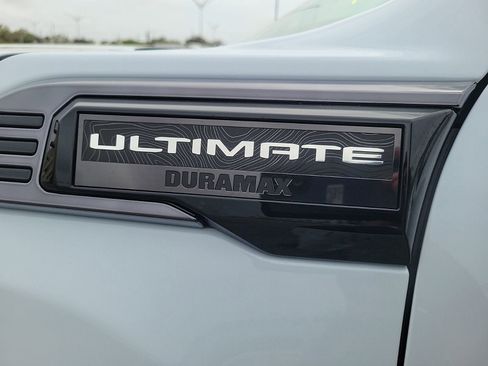 New 2026 GMC Sierra 2500 Denali Ultimate w/ Max Trailering Package image 9