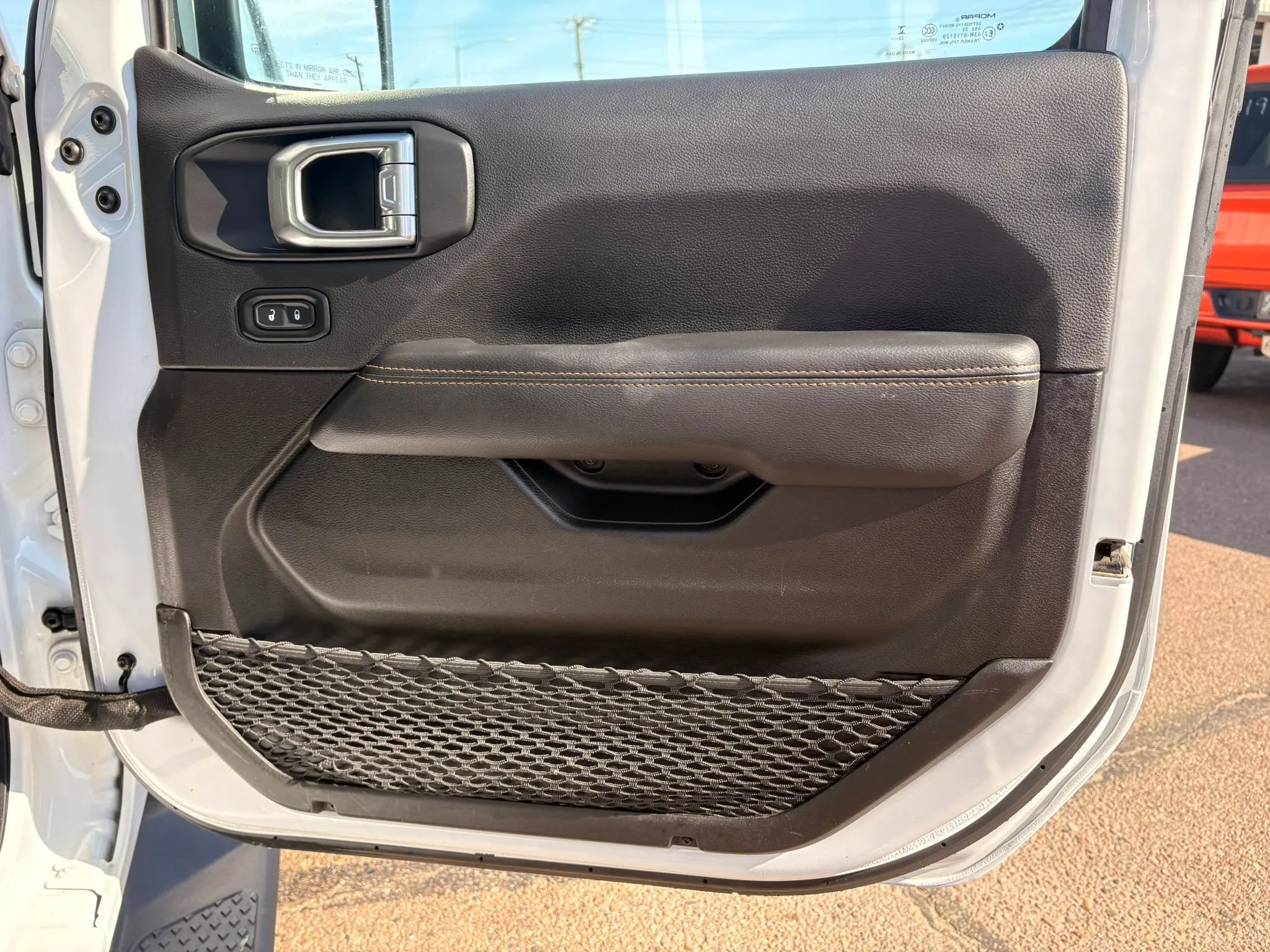 Used 2023 Jeep Gladiator Overland AWD/4WD image 11