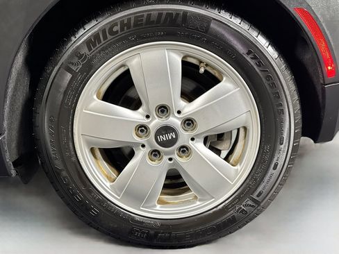 Used 2015 MINI Cooper 2-Door Hardtop image 32