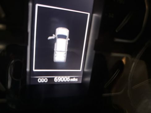 Used 2018 Toyota Tundra SR5 image 6