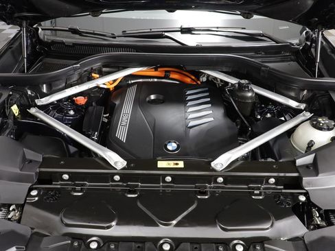 Certified 2023 BMW X5 xDrive45e w/ Executive Package image 26