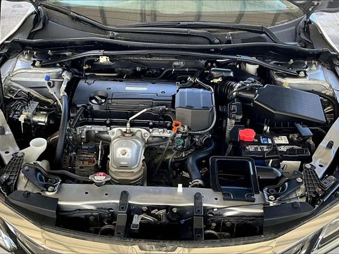 Used 2017 Honda Accord EX-L image 27