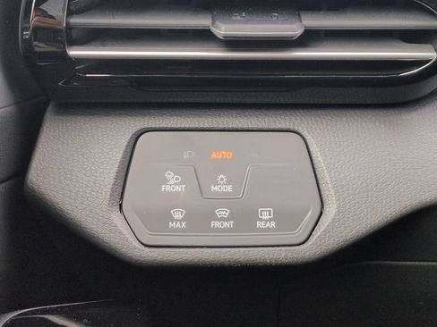 Used 2023 Volkswagen ID.4 Pro S image 34