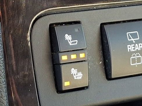 Used 2016 Buick Enclave Leather image 28