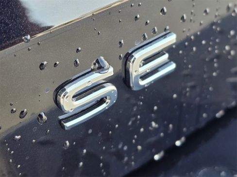 New 2026 Volkswagen Taos SE image 7