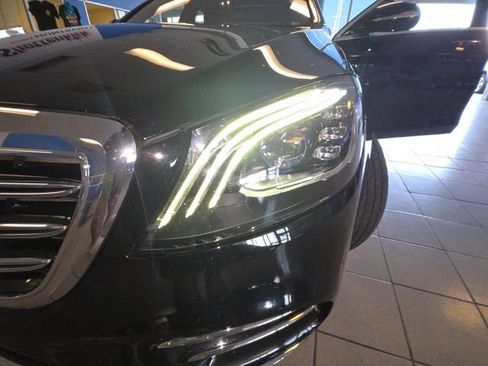 Used 2020 Mercedes-Benz S 560 4MATIC Sedan image 27
