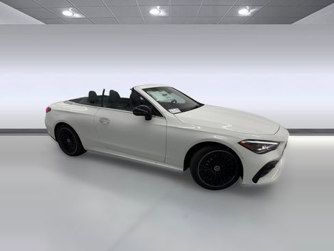New 2026 Mercedes-Benz CLE 300 4MATIC Cabriolet image 5