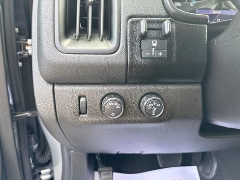 Used 2022 Chevrolet Colorado ZR2 AWD/4WD image 20