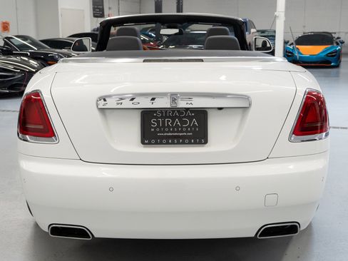 Used 2020 Rolls-Royce Dawn image 9