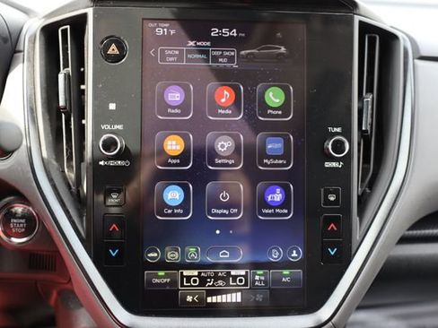 Certified 2024 Subaru Crosstrek 2.5i Limited w/ Crosstrek Mirror Package image 29