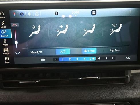 Used 2024 Jeep Wrangler Sport S image 3