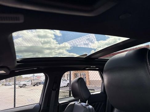 Used 2021 Ford Edge ST w/ Equipment Group 401A image 27