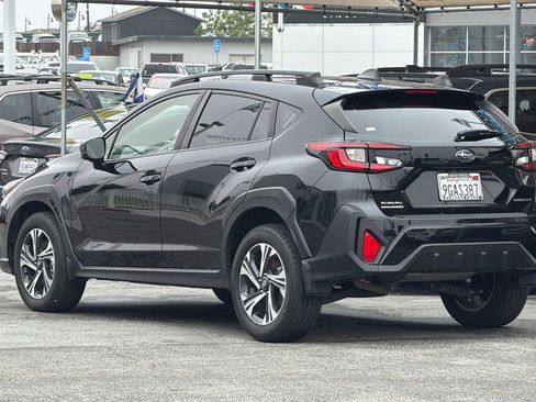Used 2024 Subaru Crosstrek 2.0i Premium AWD/4WD image 6