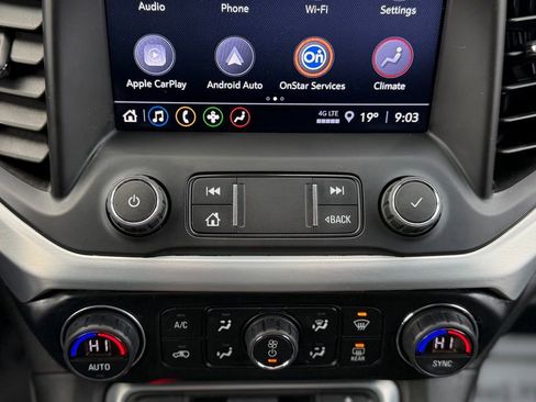 Used 2021 GMC Acadia SLE w/ Driver Convenience Package image 16