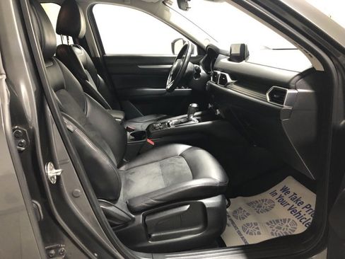 Used 2020 MAZDA CX-5 Touring image 12