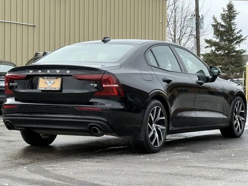 Used 2020 Volvo S60 T5 Momentum w/ Protection Package Premier image 5