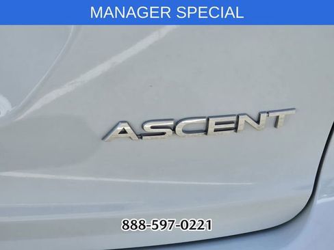 Used 2024 Subaru Ascent Premium w/ Convenience Package AWD/4WD image 16