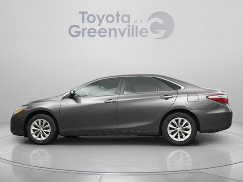 Used 2015 Toyota Camry LE FWD image 7