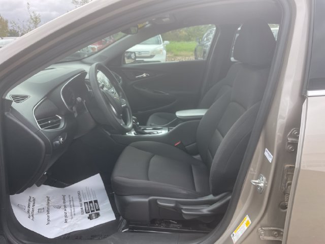 Used 2024 Chevrolet Malibu LS FWD image 19