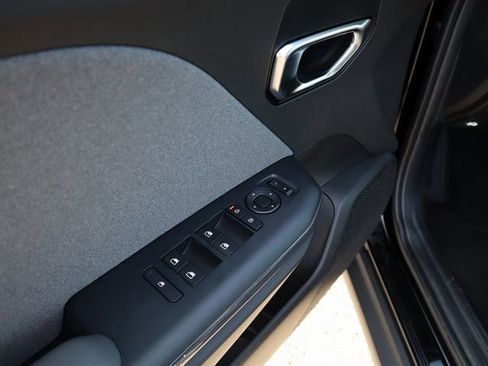 New 2025 Kia K4 EX image 18