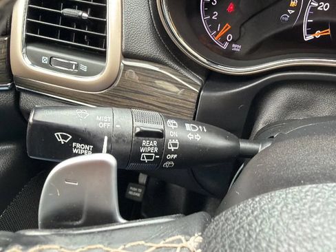 Used 2017 Jeep Grand Cherokee Overland w/ Jeep Active Safety Group AWD/4WD image 13