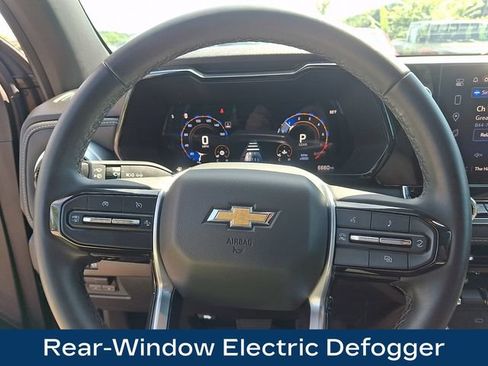 Used 2024 Chevrolet Colorado LT w/ LT Convenience Package AWD/4WD image 4