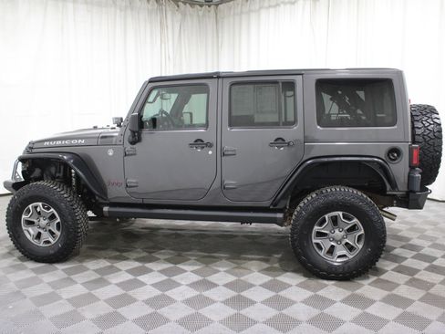 Used 2014 Jeep Wrangler Unlimited Rubicon w/ Connectivity Group image 31
