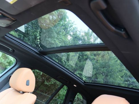 Used 2025 BMW X5 sDrive40i RWD image 12