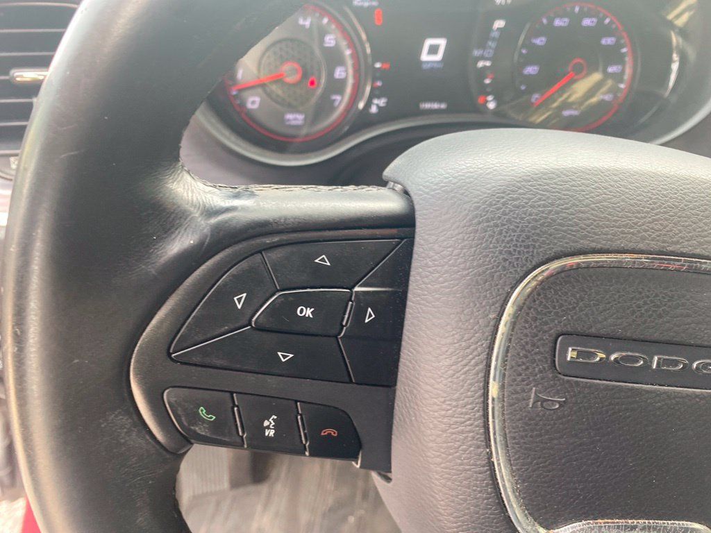 Used 2018 Dodge Charger SXT w/ Blacktop Package RWD image 4