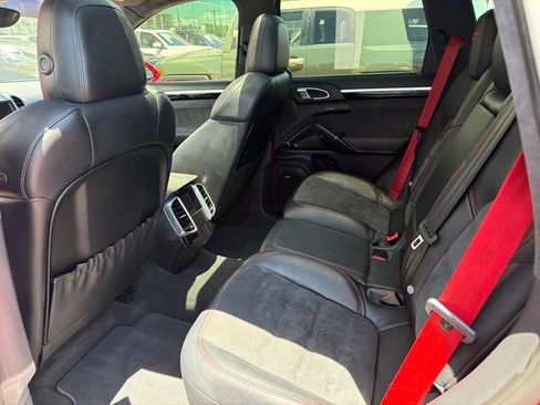 Used 2016 Porsche Cayenne GTS AWD/4WD image 4