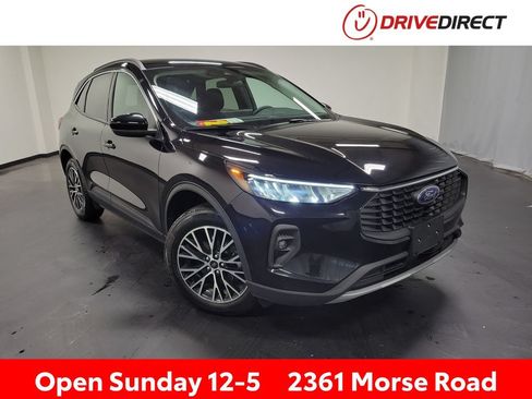 Used 2024 Ford Escape SE FWD image 1