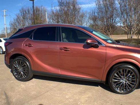 Certified 2023 Lexus RX 350 w/ Luxury Package image 9