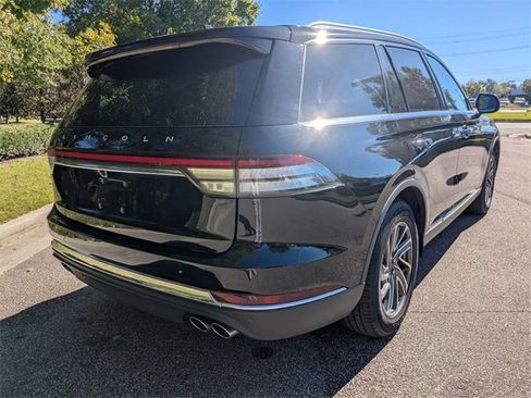 Used 2023 Lincoln Aviator 2WD image 6