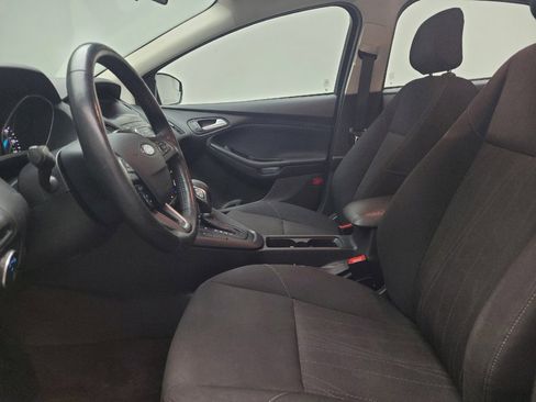 Used 2018 Ford Focus SE w/ Cold Weather Package image 17