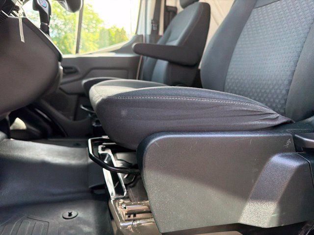 Used 2023 Ford Transit 250 Medium Roof w/ Load Area Protection Package RWD image 14
