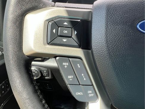 Used 2020 Ford F150 Lariat w/ Equipment Group 502A Luxury AWD/4WD image 49