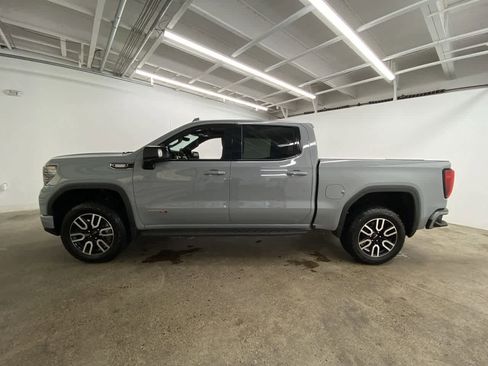 Used 2025 GMC Sierra 1500 AT4 w/ AT4 Premium Package image 3