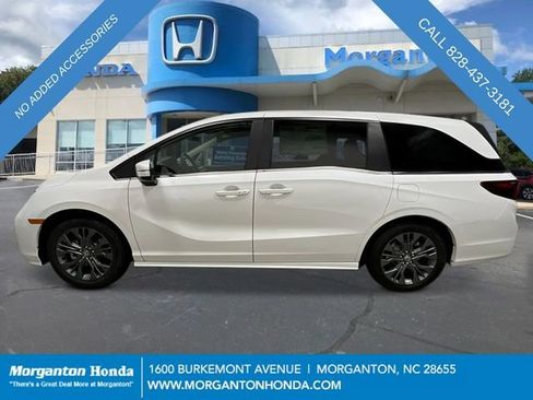 New 2026 Honda Odyssey Touring image 2
