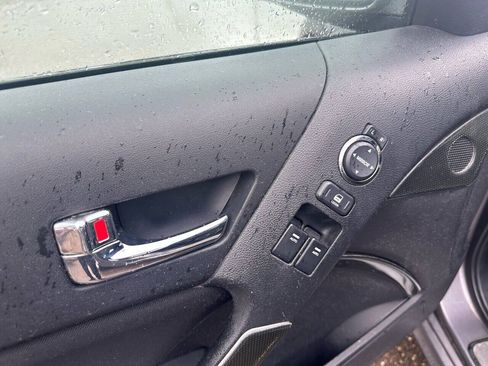Used 2010 Hyundai Genesis 2.0T RWD image 18